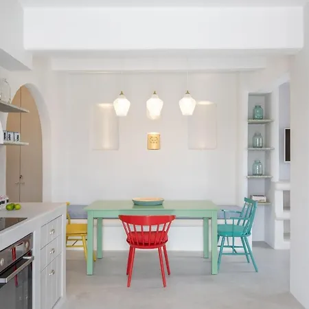 Marathi Mykonos Klouvas