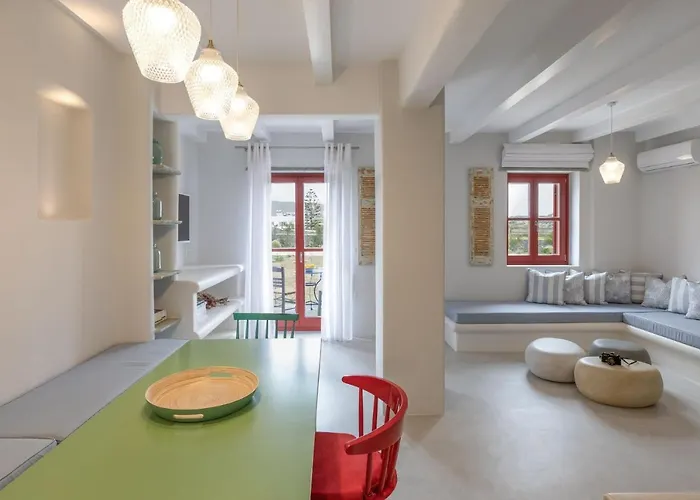 Marathi Mykonos * Klouvas