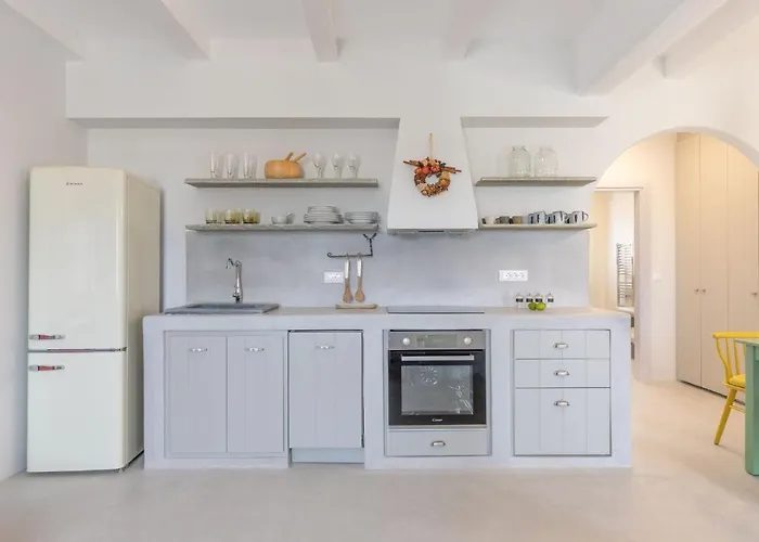 Marathi Mykonos Daire Klouvas